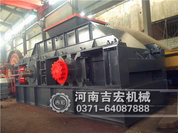 一臺石料廠專用碎沙機(jī)多少錢？