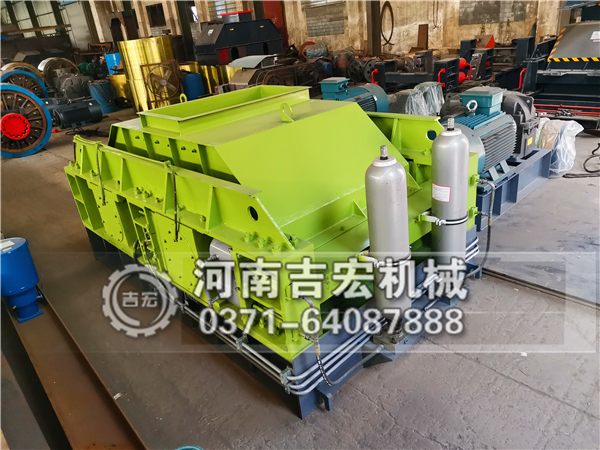 鵝卵石對輥破碎機