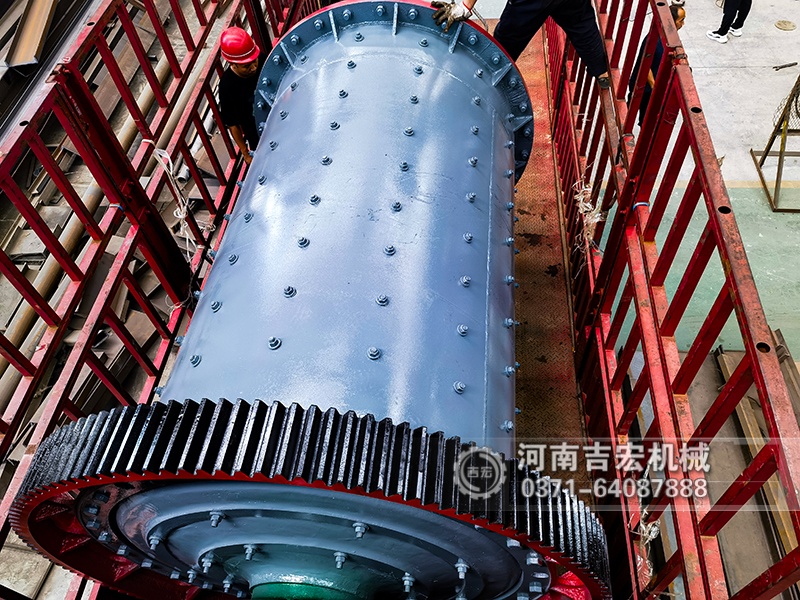 石英礦球磨機：專業研磨設備,為何是石英礦加工的關鍵？